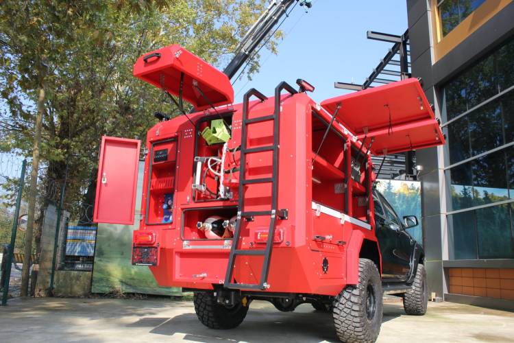 Crawler Search & Rescue 190 - Ford Ranger